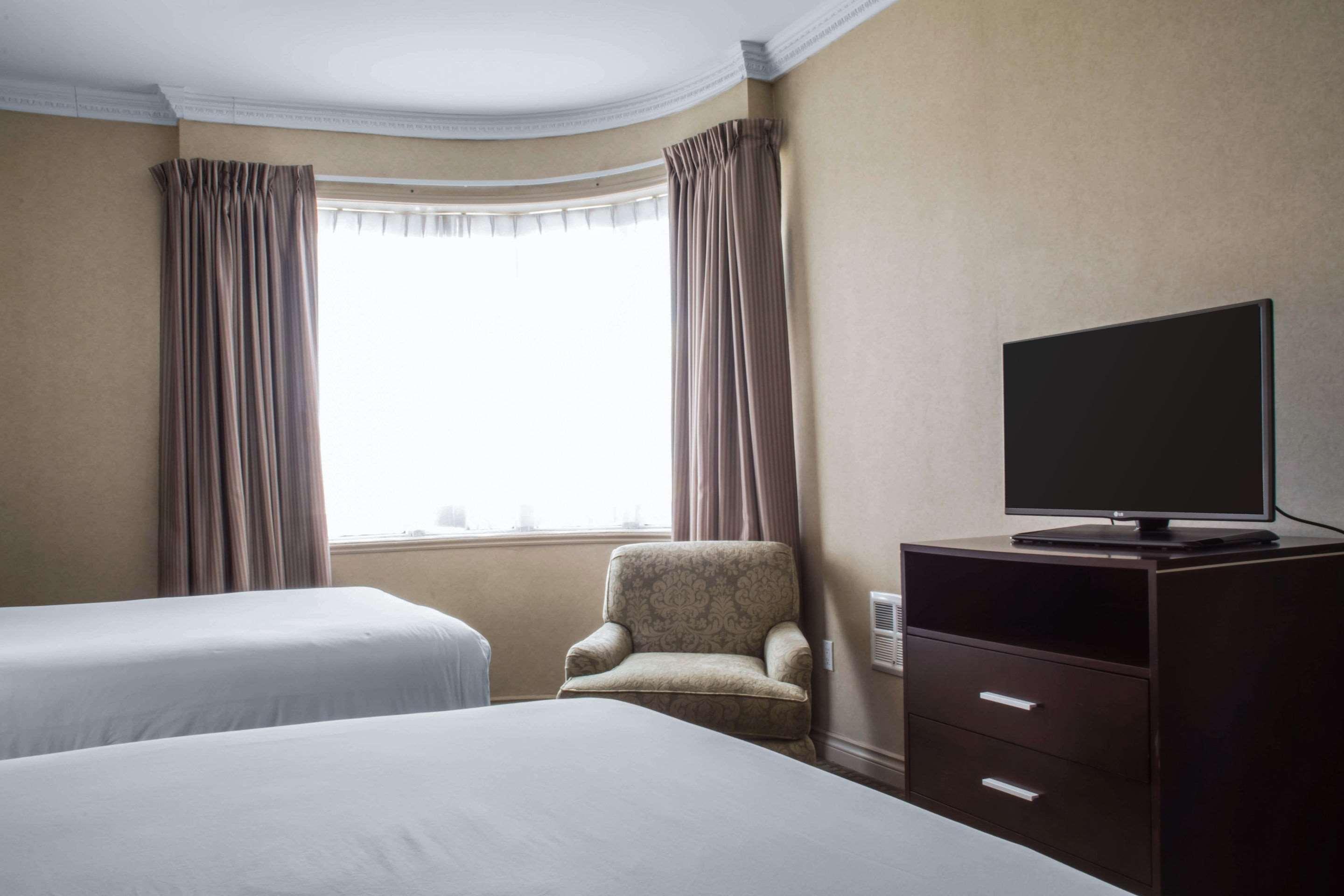 Towneplace Suites By Marriott Toronto Оквилль Экстерьер фото