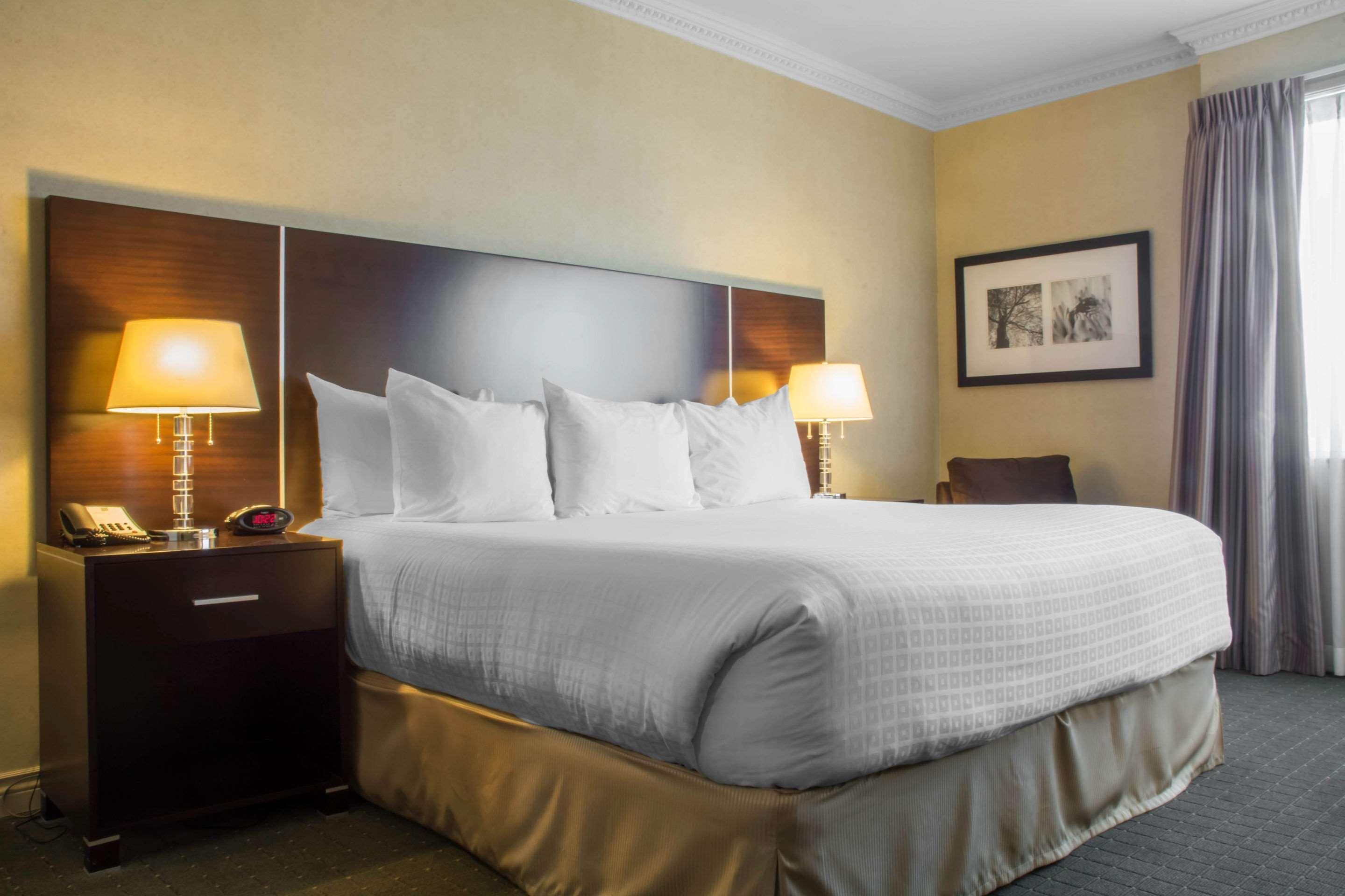 Towneplace Suites By Marriott Toronto Оквилль Экстерьер фото