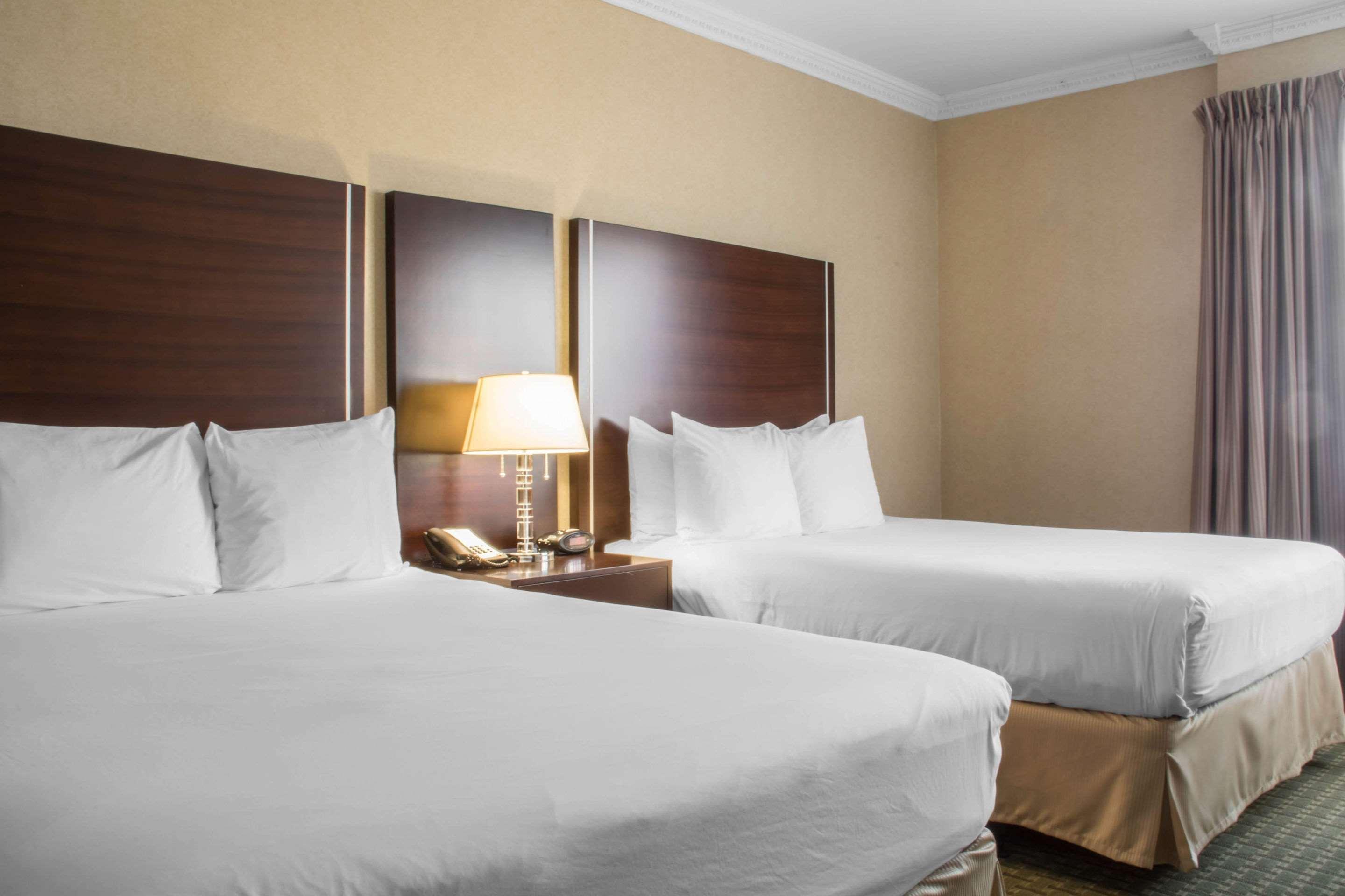 Towneplace Suites By Marriott Toronto Оквилль Экстерьер фото