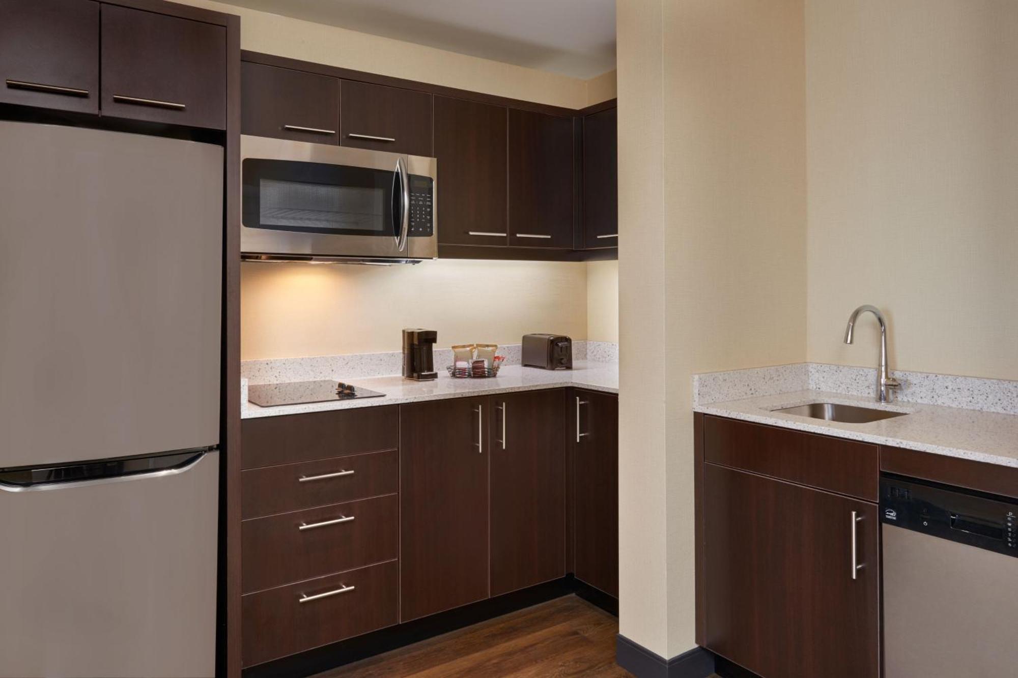 Towneplace Suites By Marriott Toronto Оквилль Экстерьер фото