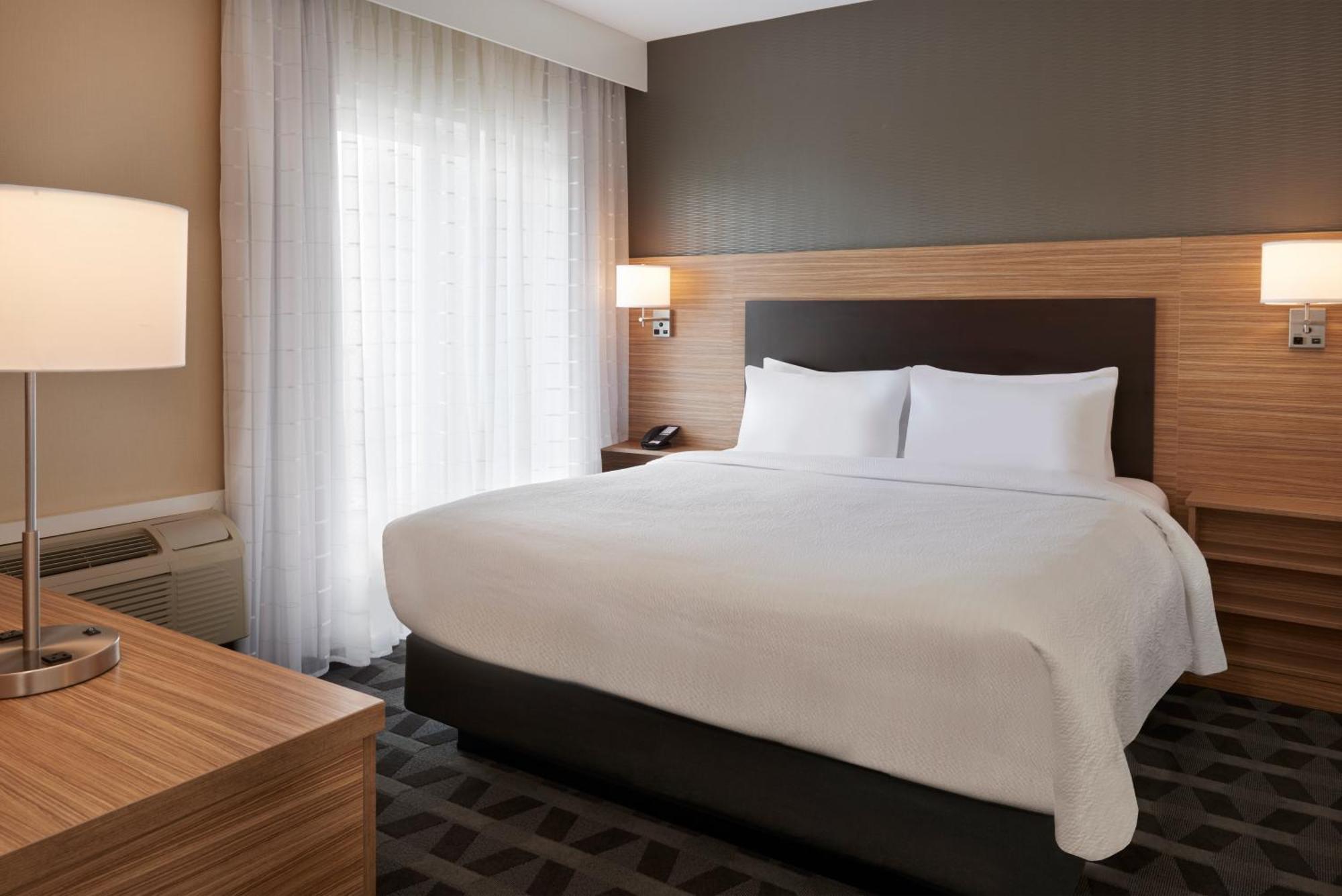 Towneplace Suites By Marriott Toronto Оквилль Экстерьер фото
