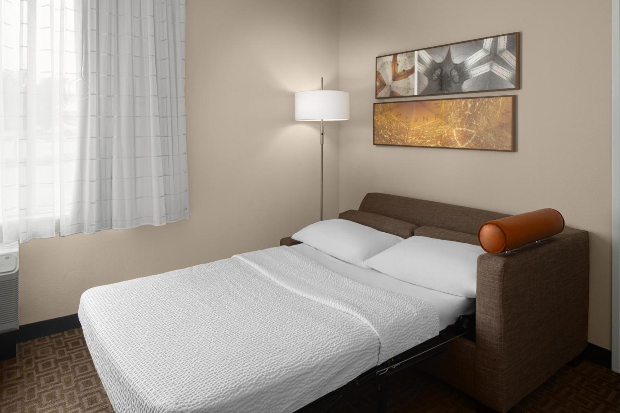 Towneplace Suites By Marriott Toronto Оквилль Экстерьер фото
